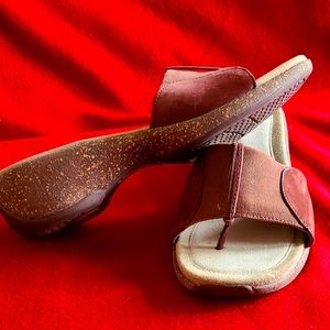 Merrell size 8 wedge sandals